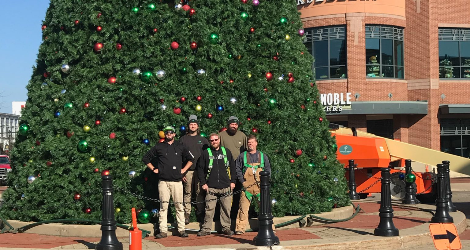 O Christmas Tree Crocker Park