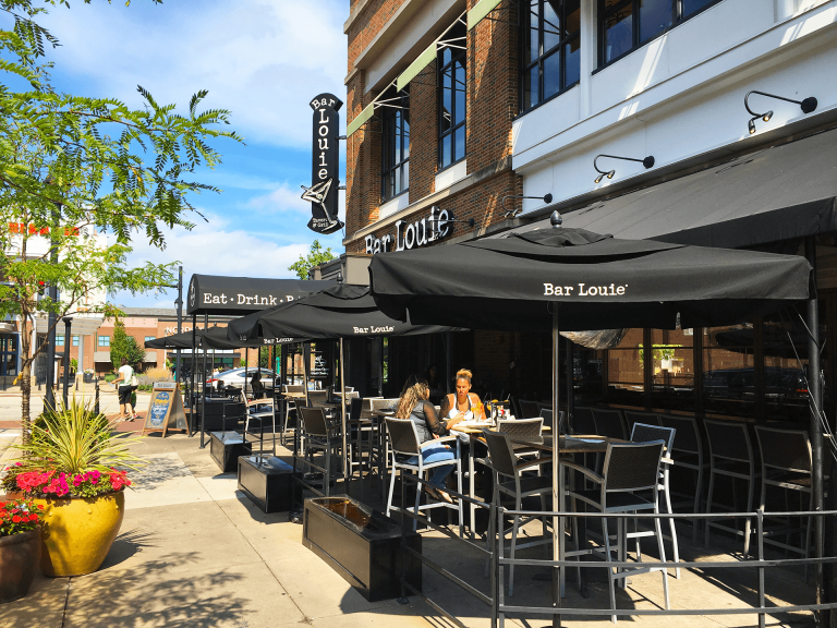 Bar Louie Crocker Park